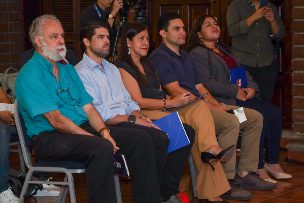 Lanzamiento-Incubadora-25