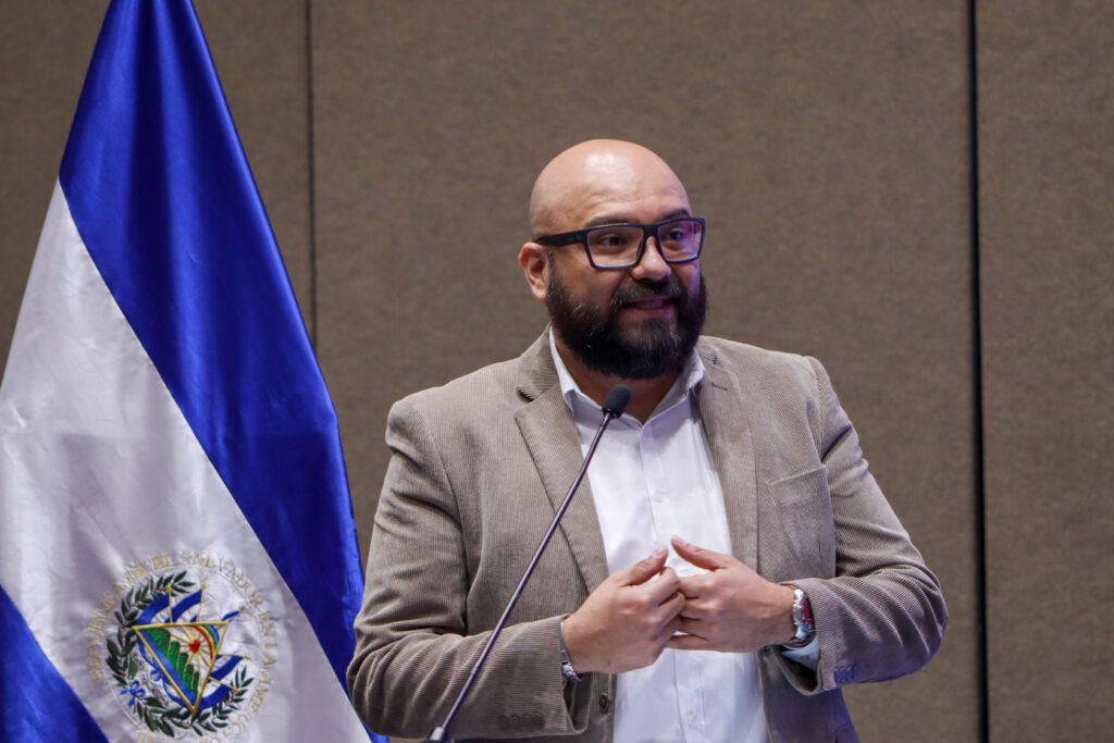 Lanzamiento incubadora - 19