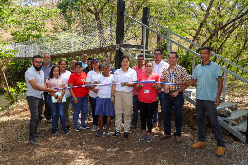 Inauguración ADESCO El Esfuerzo-9